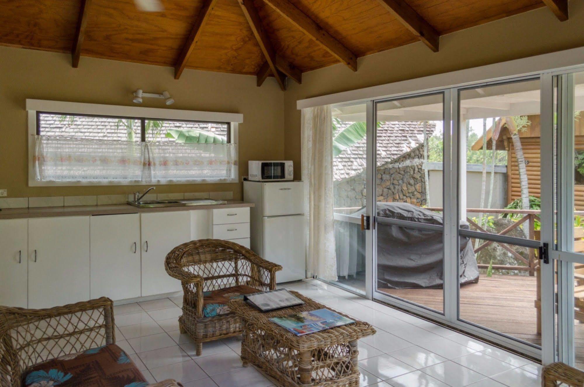 Manea Beach Villas ラロトンガ島 エクステリア 写真