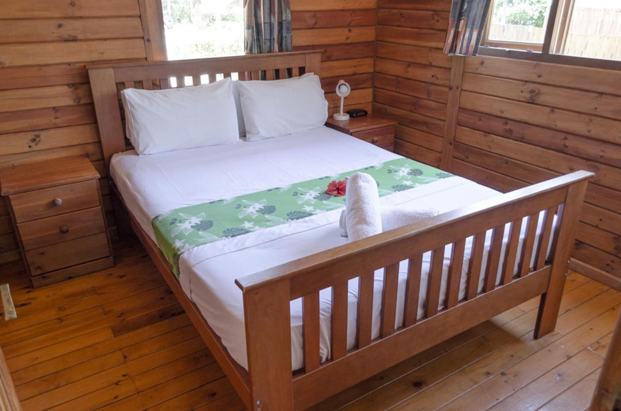 Manea Beach Villas ラロトンガ島 エクステリア 写真