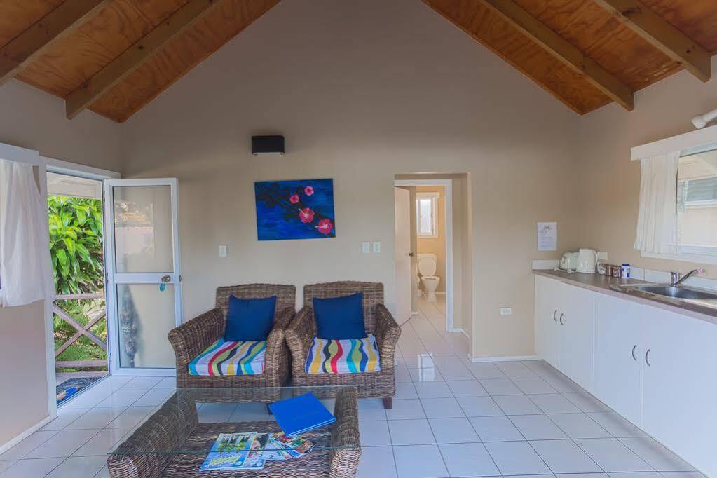Manea Beach Villas ラロトンガ島 エクステリア 写真